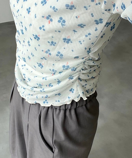 mul.(ムル)の「ミニフラワー柄シアートップス(Tシャツ/カットソー・レディース・ホワイト・FREE)」の3枚目の写真