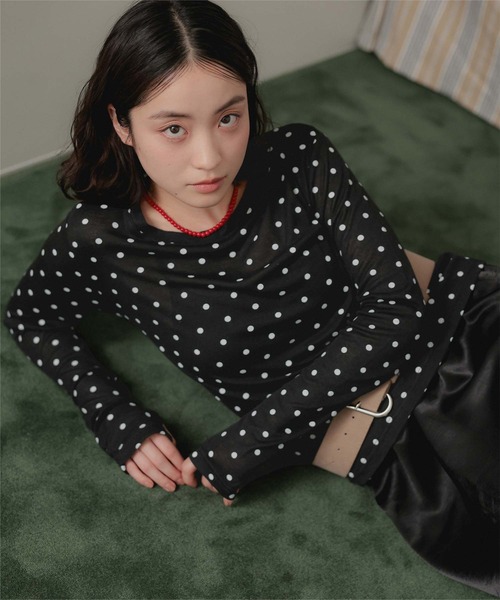 miette（ミエット）の「ベーシックロングフィンガートップス（Tシャツ/カットソー・レディース・オフホワイト/チャコール/ブラック・FREE）」の2枚目の写真
