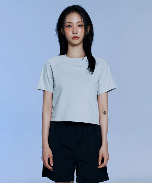 OFFGRID（オフグリッド）の「Wブリジェックスエアロクールクロップ半袖Tシャツ-ライトグレー（Tシャツ/カットソー・レディース・その他・SMALL/MEDIUM/LARGE）」の3枚目の写真