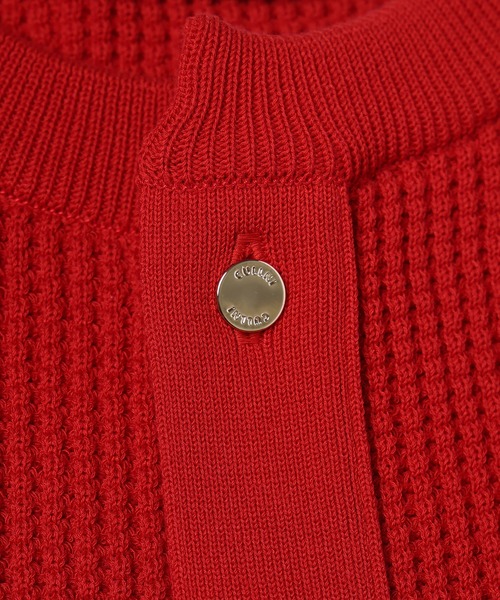 CULLNI(クルニ)の「Organic Cotton Waffle Minimal Henley Neck Knit Pullover(ニット/セーター・メンズ・レッド/ブラック/ブラウン系/ネイビー系・1/0/2)」の9枚目の写真