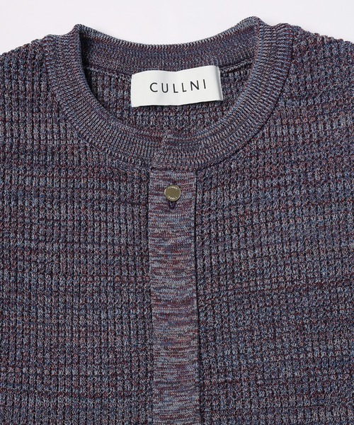 CULLNI(クルニ)の「Organic Cotton Waffle Minimal Henley Neck Knit Pullover(ニット/セーター・メンズ・レッド/ブラック/ブラウン系/ネイビー系・1/0/2)」の12枚目の写真