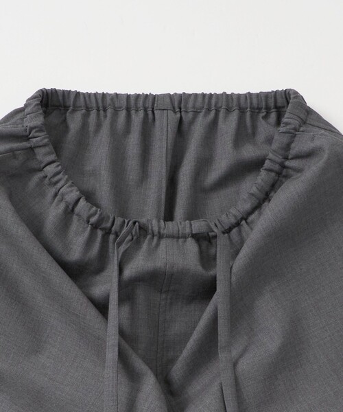 LOEFF(ロエフ)の「<LOEFF>トロピカルウール ガウチョパンツ(その他パンツ・レディース・ネイビー/グレー系・1/0)」の17枚目の写真