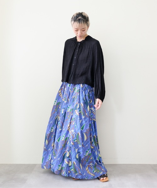 DOLLUPOOPS（ドールアップウップス）の「Botanical Bird Side-Tie Maxi Skirt(ボタニカルバードサイドリボンマキシスカート)（スカート・レディース・ブルー/イエロー・FREE）」の3枚目の写真