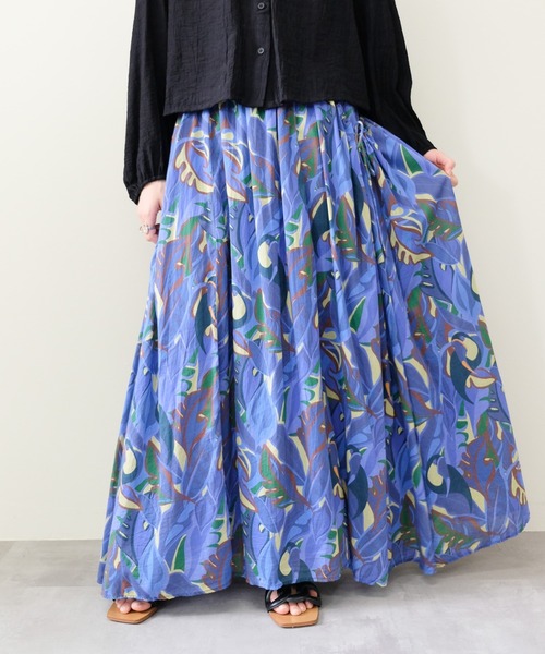 DOLLUPOOPS（ドールアップウップス）の「Botanical Bird Side-Tie Maxi Skirt(ボタニカルバードサイドリボンマキシスカート)（スカート・レディース・ブルー/イエロー・FREE）」の5枚目の写真