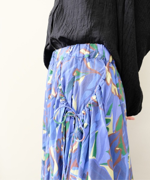 DOLLUPOOPS（ドールアップウップス）の「Botanical Bird Side-Tie Maxi Skirt(ボタニカルバードサイドリボンマキシスカート)（スカート・レディース・ブルー/イエロー・FREE）」の8枚目の写真