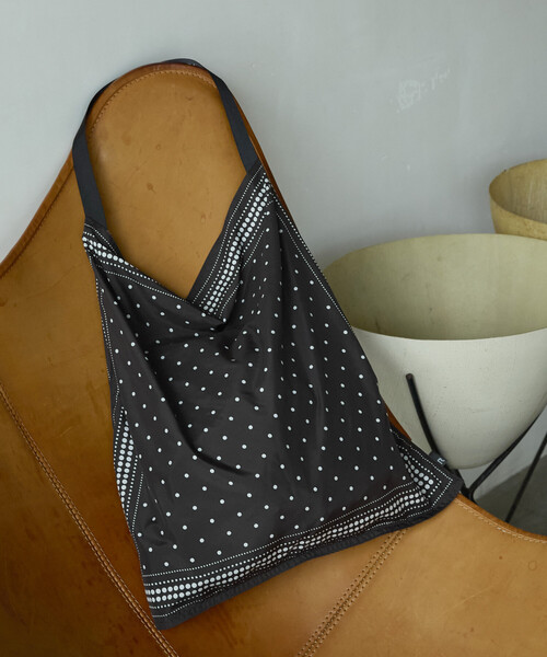 ROOTOTE(ルートート)の「ROOTOTE/ルートート SC.TABLO50.カラーーA スカーフバック(ショルダーバッグ・レディース・レッド/ブルー/ブラック/グリーン・ONE SIZE)」の16枚目の写真