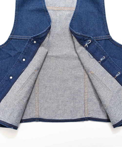 Wrangler(ラングラー)の「Wrangler(ラングラー)カウボーイカット デニムベスト / UNLINED DENIM VEST(ベスト・メンズ・インディゴブルー・S/L/M)」の9枚目の写真