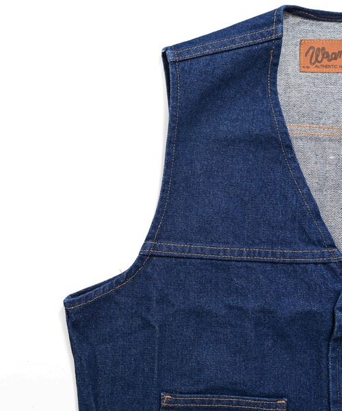 Wrangler(ラングラー)の「Wrangler(ラングラー)カウボーイカット デニムベスト / UNLINED DENIM VEST(ベスト・メンズ・インディゴブルー・S/L/M)」の4枚目の写真