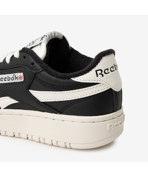 Reebok(リーボック)の「クラブシー ダブル リベンジ / CLUB C DOUBLE REVENGE(スニーカー・レディース・ブラック/アイボリー・23.0cm/24.5cm/22.0cm/22.5cm/23.5cm/24.0cm/25.0cm/25.5cm/26.0cm)」の6枚目の写真