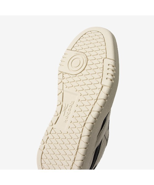 Reebok(リーボック)の「クラブシー ダブル リベンジ / CLUB C DOUBLE REVENGE(スニーカー・レディース・ブラック/アイボリー・23.0cm/24.5cm/22.0cm/22.5cm/23.5cm/24.0cm/25.0cm/25.5cm/26.0cm)」の12枚目の写真