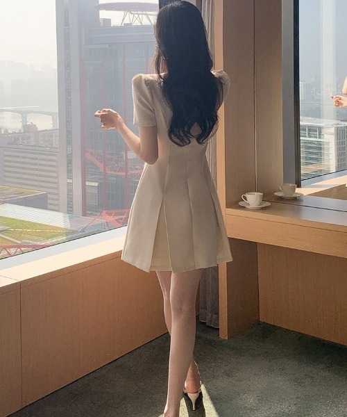 Aelina（エリナ）の「半袖ショートワンピース（ワンピース・レディース・ベージュ/ピンク・S/M）」の15枚目の写真