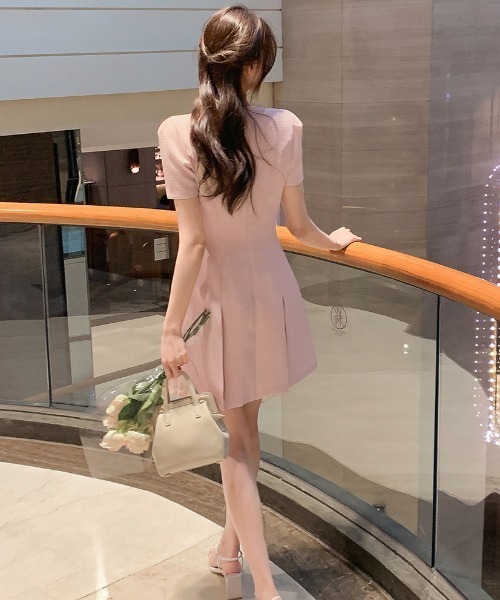 Aelina（エリナ）の「半袖ショートワンピース（ワンピース・レディース・ベージュ/ピンク・S/M）」の20枚目の写真