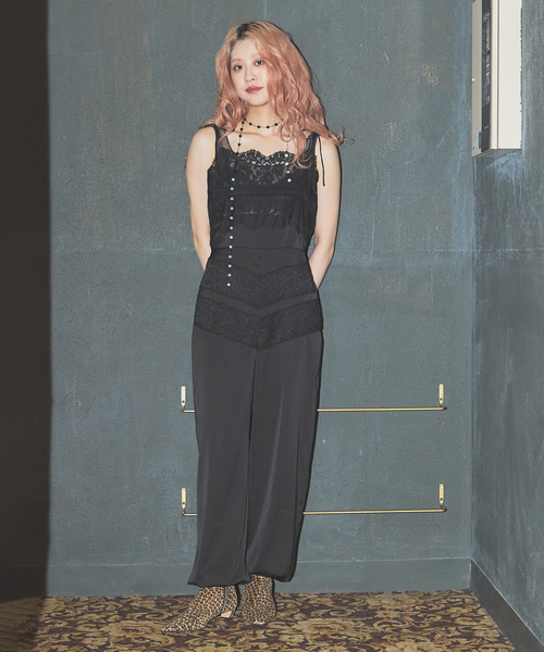 JOURNAL STANDARD（ジャーナルスタンダード）の「【SALLY VINTAGE × JOURNAL STANDARD】SALLY LACE SALOPETTE（つなぎ/オールインワン・レディース・ブラック・FREE）」の2枚目の写真