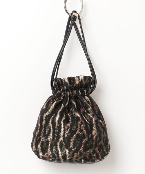 GANNI（ガニー）の「GANNI / ガニー：【レディース】Pouch Metallic Cloque：B3010071[ANN]（ハンドバッグ・レディース・ブラウン系その他・FREE）」の2枚目の写真