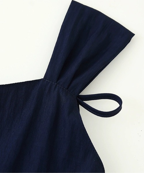 les fees love filles(レフェラブフィユ)の「Navy Bow Strap Tiered Midi Dress(ワンピース・レディース・ネイビー・FREE)」の4枚目の写真