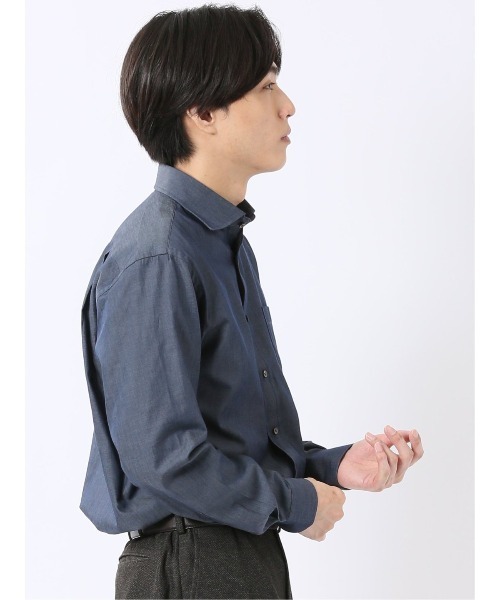 TAKA-Q(タカキュー)の「ワイシャツ メンズ 長袖 カッタウェイ オフィスカジュアル シャンブレー デニム調 綿 コットン NEWスタンダードフィット(ビジネスシャツ・メンズ・ネイビー・MEDIUM/X-LARGE/LARGE)」の6枚目の写真