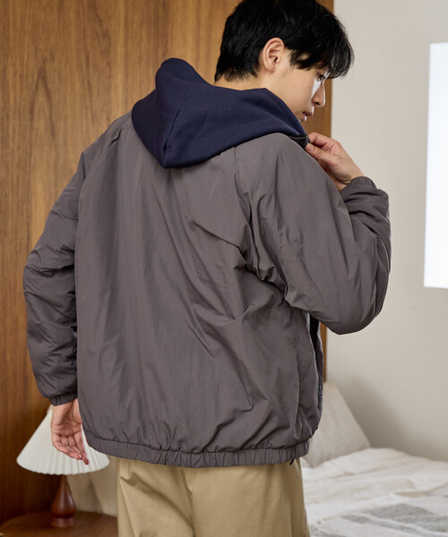 UMBRO（アンブロ）の「UMBRO × PUBLUX/アンブロ 別注 ボア フリース × ナイロン リバーシブル ジャケット　限定展開（ブルゾン・メンズ・チャコールグレー/ネイビー/ブラック・LARGE/MEDIUM）」の9枚目の写真