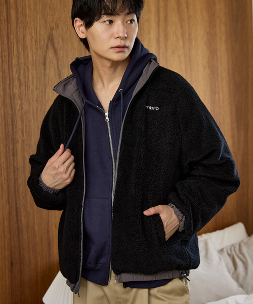 UMBRO（アンブロ）の「UMBRO × PUBLUX/アンブロ 別注 ボア フリース × ナイロン リバーシブル ジャケット　限定展開（ブルゾン・メンズ・チャコールグレー/ネイビー/ブラック・LARGE/MEDIUM）」の13枚目の写真