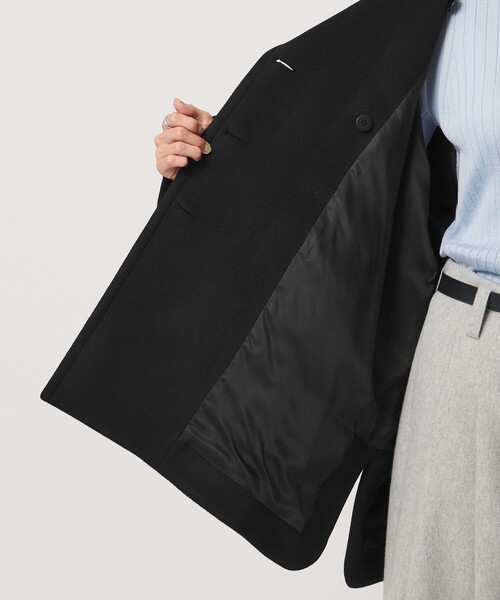 UNITED ARROWS(ユナイテッドアローズ)の「テントライン コート(ピーコート・レディース・ベージュ/ネイビー/ブラック・38/36)」の16枚目の写真
