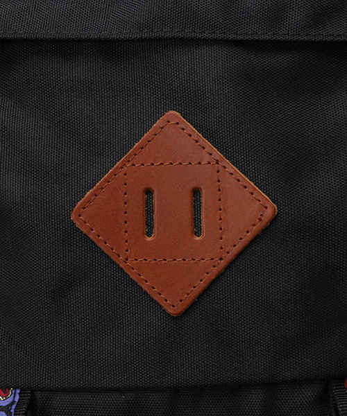 ALDIES（アールディーズ）の「Low Ruck ゴブラン織り 切り替え マルチカラー デイパック（バックパック/リュック・メンズ・ブラック×ブルー/オレンジ/グリーン/ブラック×ピンク・FREE）」の10枚目の写真