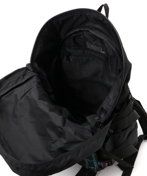 ALDIES（アールディーズ）の「Low Ruck ゴブラン織り 切り替え マルチカラー デイパック（バックパック/リュック・メンズ・ブラック×ブルー/オレンジ/グリーン/ブラック×ピンク・FREE）」の14枚目の写真