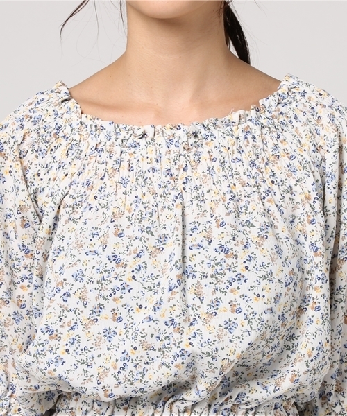 Honeys（ハニーズ）の「袖リボン＆キャンディスリーブ オフショルワンピース（ワンピース・レディース・ブラック系その他/ホワイト系その他2/ホワイト系その他・L/M）」の7枚目の写真