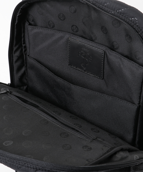 Focused Space(フォーカスドスペース)の「THE FP VENEER BACKPACK バックパック デイパック(バックパック/リュック・メンズ・ブラック・ONE SIZE)」の6枚目の写真
