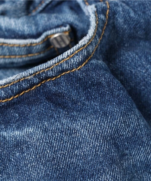 MURUA（ムルーア）の「ロングフリンジルーズＤＥＮＩＭ（デニムパンツ・レディース・ホワイト/ブルー・1/2）」の7枚目の写真