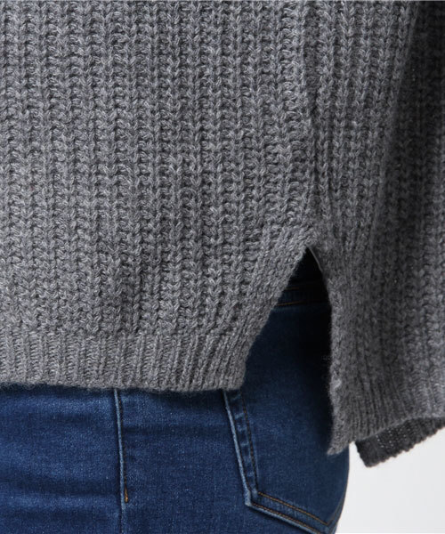 LBC（エルビーシー）の「7Gケーブル編みボトルネックベスト        （ベスト・レディース・グレー/ダークグリーン/ベージュ・MEDIUM/LARGE）」の9枚目の写真