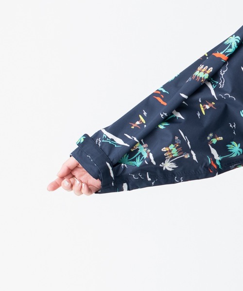 KiU(キウ)の「スリーブレインポンチョ【1】(レインコート/ポンチョ・レディース・ブラック系その他/パープル/レッド系その他/ホワイト系その他2/ブルー系その他/グレー/グリーン系その他2/イエロー・FREE)」の16枚目の写真