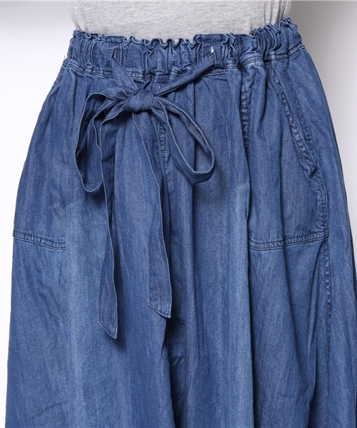coen（コーエン）の「デニムフレアロングスカート（デニムスカート・レディース・ネイビー・フリー）」の4枚目の写真