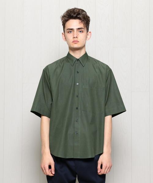 AURALEE(オーラリー)の「<AURALEE>FINX TWILL BIG SHORT SLEEEVE SHIRT/シャツ. ◆(シャツ/ブラウス・メンズ・ダークグリーン/ベージュ/ホワイト・3/4)」の4枚目の写真