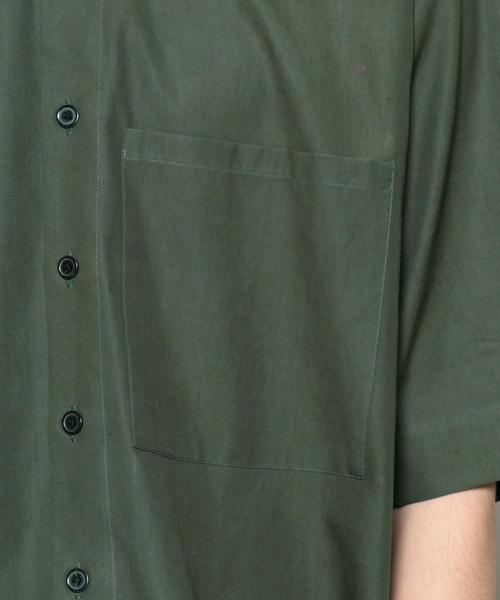 AURALEE(オーラリー)の「<AURALEE>FINX TWILL BIG SHORT SLEEEVE SHIRT/シャツ. ◆(シャツ/ブラウス・メンズ・ダークグリーン/ベージュ/ホワイト・3/4)」の10枚目の写真