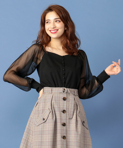 MIIA（ミーア）の「ビスチェ風シースルースリーブトップス（Tシャツ/カットソー・レディース・ホワイト/ピンク/オレンジ/ブラック・FREE）」の2枚目の写真