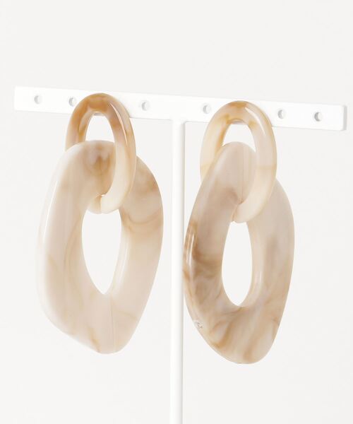 tone(トーン)の「【Caramel late】オーバル×チェーンピアス(ピアス(両耳用)・レディース・ベージュ/オレンジ/グリーン/アイボリー/ブラウン/グレー/クリーム/クリア/ホワイト/ピンク/ブルー/レッド・FREE)」の6枚目の写真