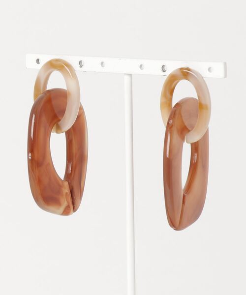 tone(トーン)の「【Caramel late】オーバル×チェーンピアス(ピアス(両耳用)・レディース・ベージュ/オレンジ/グリーン/アイボリー/ブラウン/グレー/クリーム/クリア/ホワイト/ピンク/ブルー/レッド・FREE)」の5枚目の写真
