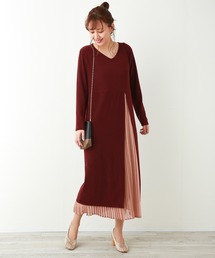 コットン混 Vネック　プリーツドッキングワンピース