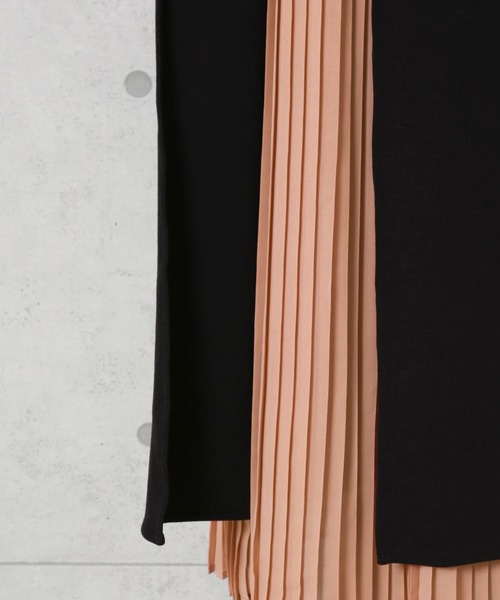 libelle more(リベル モア)の「コットン混 Vネック プリーツドッキングワンピース(ワンピース・レディース・ブラック/ネイビー/モカ/ワイン/グレー/ブラウン系その他・FREE)」の13枚目の写真