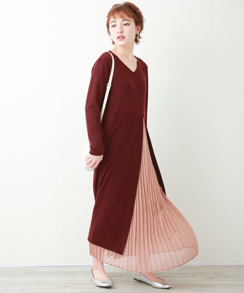 libelle more(リベル モア)の「コットン混 Vネック プリーツドッキングワンピース(ワンピース・レディース・ブラック/ネイビー/モカ/ワイン/グレー/ブラウン系その他・FREE)」の18枚目の写真