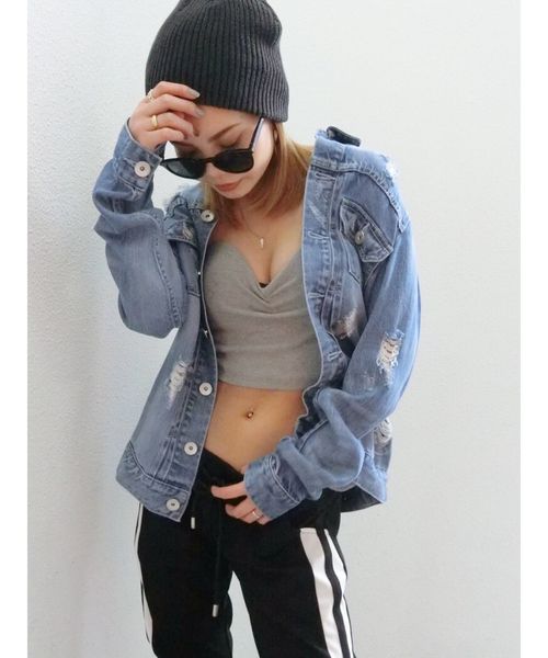GYDA(ジェイダ)の「ダメージGジャン(デニムジャケット・レディース・ライトブルー/ブルー・FREE)」の3枚目の写真