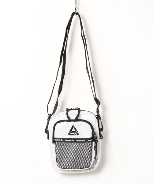 Reebok（リーボック）の「【Reebok/リ－ボック】ミニショルダーバッグ（ショルダーバッグ・メンズ・ブラック/レッド/ホワイト/ブラック×イエロー・FREE）」の2枚目の写真
