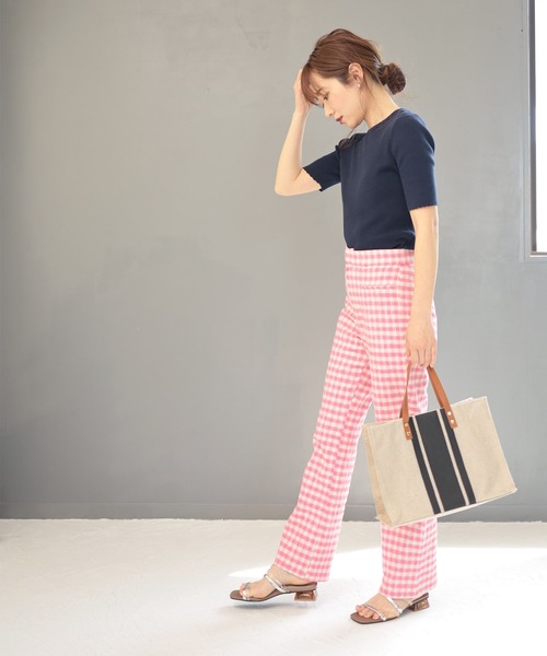 SESTO（セスト）の「クリアヒール×PVC素材のメニーストラップローヒールサンダル（サンダル・レディース・ブラウン/アイボリー/ブラック×ゴールド/グレイッシュベージュ/パイソン・LL/3L/S/M/L）」の15枚目の写真