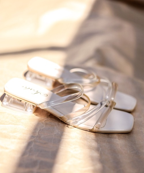 SESTO（セスト）の「クリアヒール×PVC素材のメニーストラップローヒールサンダル（サンダル・レディース・ブラウン/アイボリー/ブラック×ゴールド/グレイッシュベージュ/パイソン・LL/3L/S/M/L）」の18枚目の写真