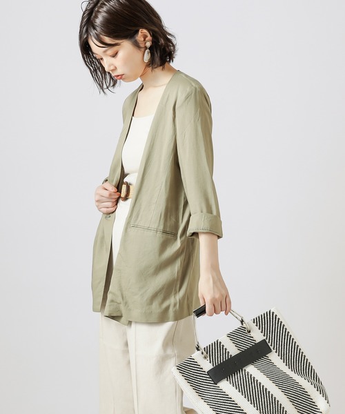 natural couture(ナチュラルクチュール)の「【WEB限定カラー有り】リネンシャツ感覚ジャケット(テーラードジャケット・レディース・ベージュ/ストライプ/ブラック/カーキ/オレンジ・FREE)」の3枚目の写真