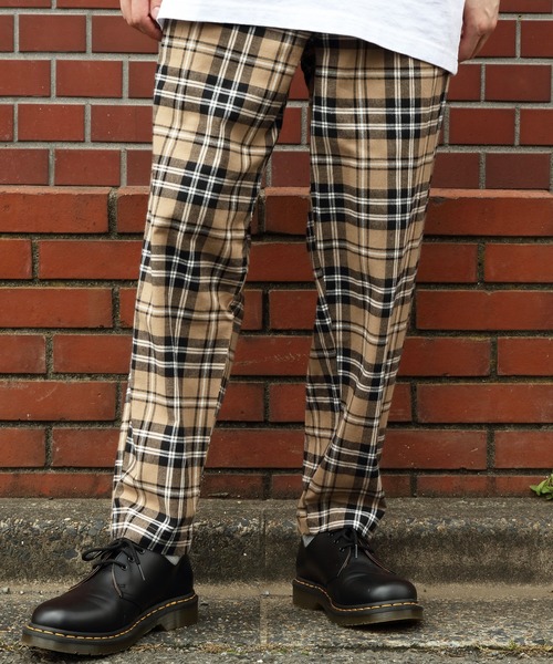 8(eight)(エイト)の「テーパードパンツ ワイド チェックパンツ(チノパンツ・メンズ・ブラック/ベージュ/ブラック系その他/グレー系その他/ブラウン系その他・MEDIUM/LARGE)」の5枚目の写真