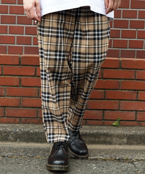 8(eight)(エイト)の「テーパードパンツ ワイド チェックパンツ(チノパンツ・メンズ・ブラック/ベージュ/ブラック系その他/グレー系その他/ブラウン系その他・MEDIUM/LARGE)」の15枚目の写真