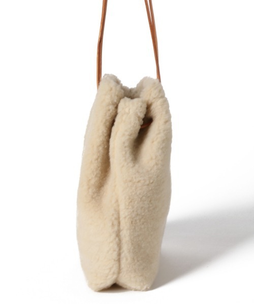 LOWRYS FARM(ローリーズファーム)の「ボアキンチャクBAG 891589(ハンドバッグ・レディース・アイボリー/ダークブラウン/グリーン/パープル・FREE)」の11枚目の写真