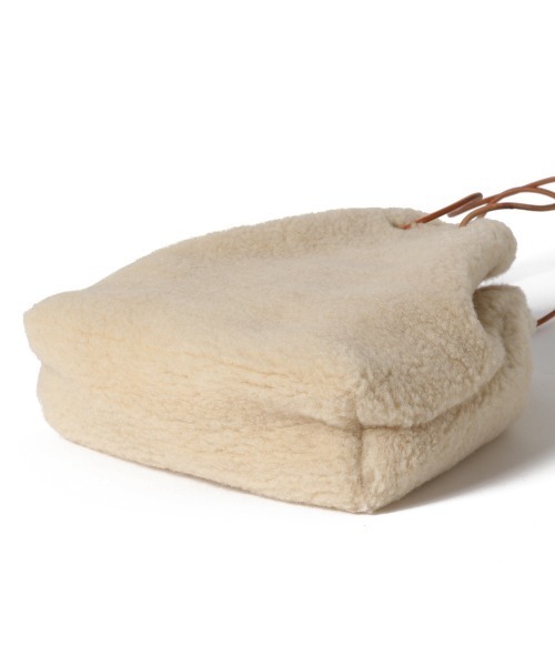 LOWRYS FARM(ローリーズファーム)の「ボアキンチャクBAG 891589(ハンドバッグ・レディース・アイボリー/ダークブラウン/グリーン/パープル・FREE)」の15枚目の写真