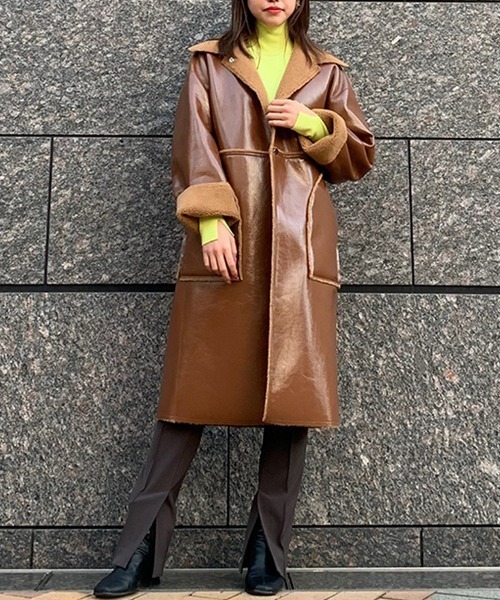 LE CIEL BLEU（ルシェルブルー）の「Faux Patent Shearling Coat