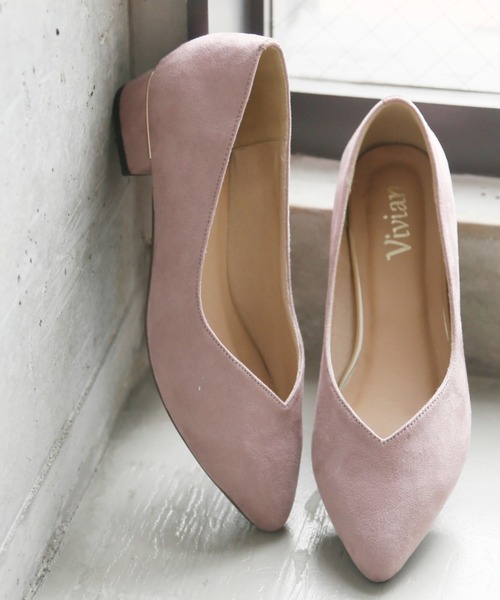 VIVIAN(ヴィヴィアン)の「ゴールドラインヒール・ポインテッドトゥVカットローヒールパンプス(パンプス・レディース・Beige/ベージュ系その他3/ライトパープル/グリーン×オレンジ/ブラック系その他3/スモークグレー・22/22.5/23/25/23.5/24.5/24)」の19枚目の写真